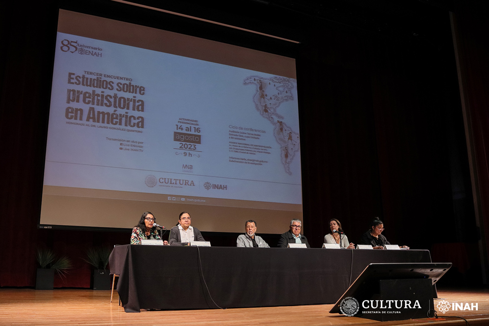 Con homenaje al profesor de la ENAH, Lauro González Quintero, inició el Tercer Encuentro Estudios sobre Prehistoria en América