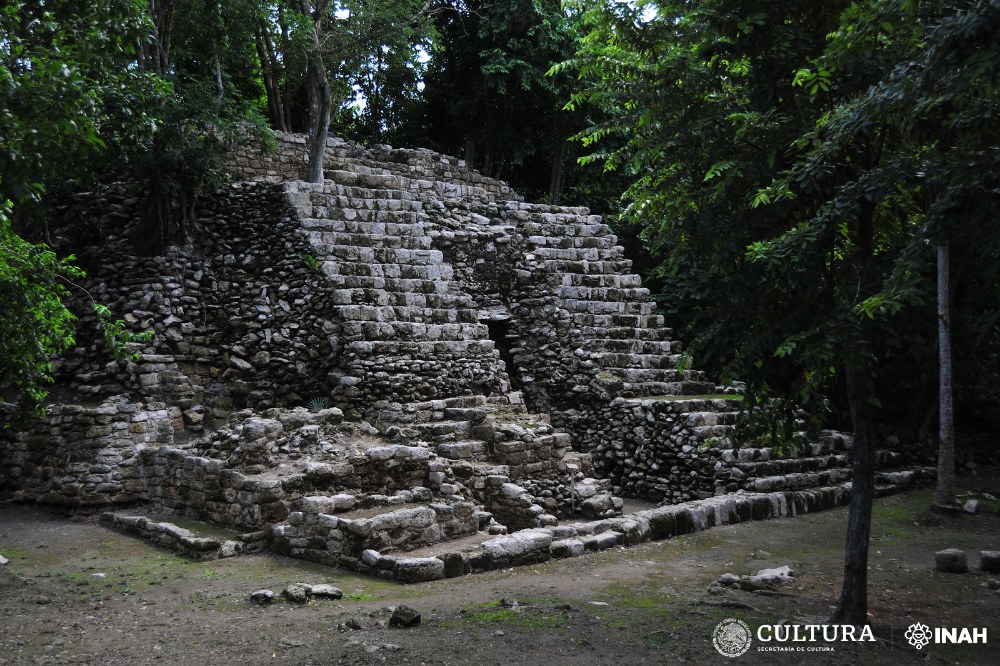 Por obras de mejoramiento cerrará temporalmente al público la Zona Arqueológica de Oxtankah, en Quintana Roo.