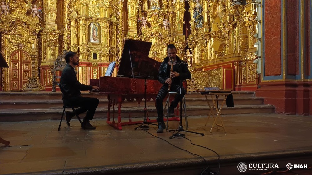 El flautista Horacio Franco abrió el programa del XXIV Festival de Música Antigua, “Luminiscencia barroca” . Foto: Cristina Gutiérrez. MNV