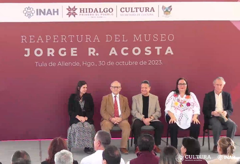 Autoridades que participaron en la reapertura del Museo Jorge R. Acosta en Tula, Hidalgo.