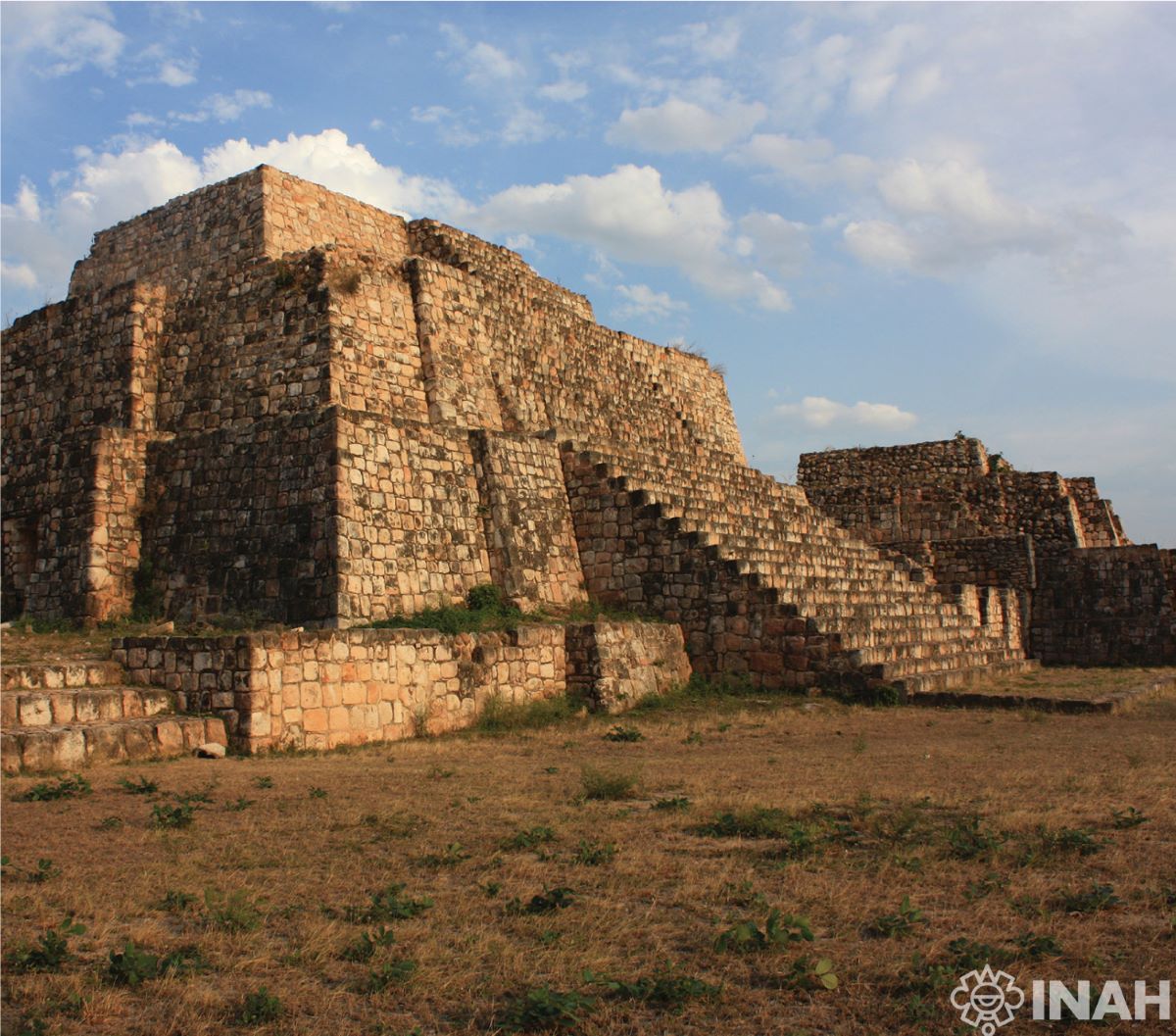 Zona arqueológica de Oxkintok